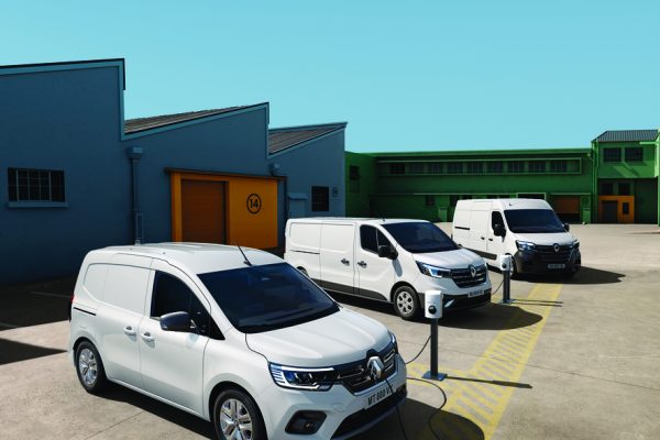 RENAULT KANGOO VAN E-TECH ELECTRIC (FFK ZE), RENAULT MASTER E-TECH ELECTRIC (F62 ZE), RENAULT TRAFIC VAN E-TECH (F82 HEV)